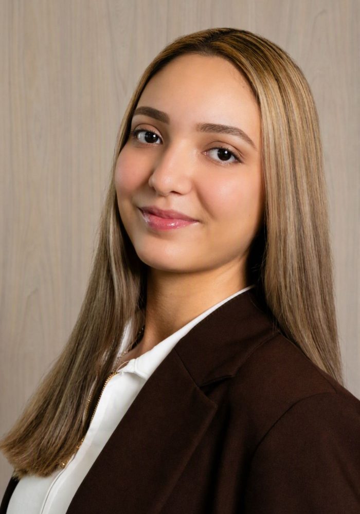 Isabella Vertical